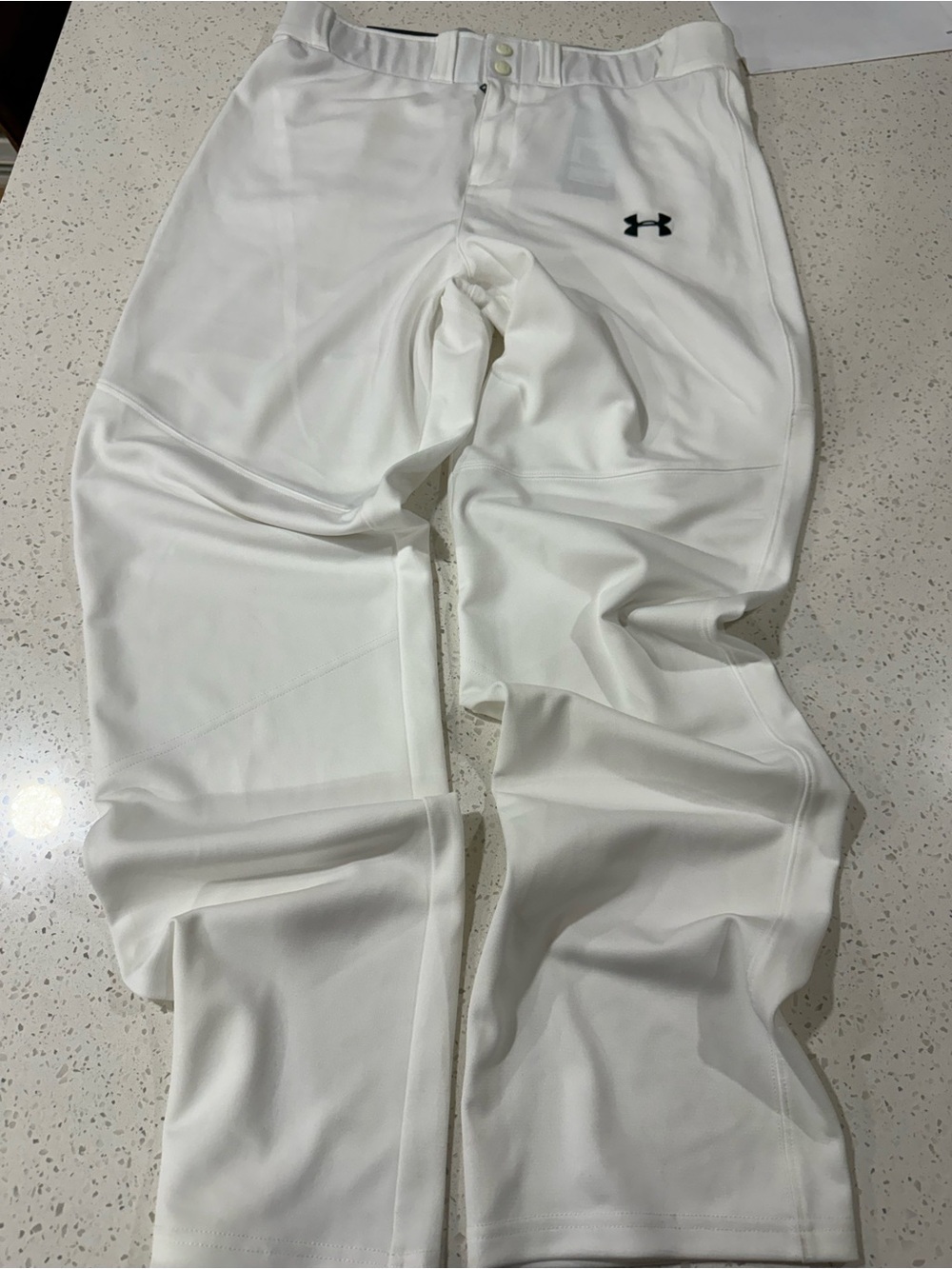 Under Armour men’s White baseball pants with Black Logo
